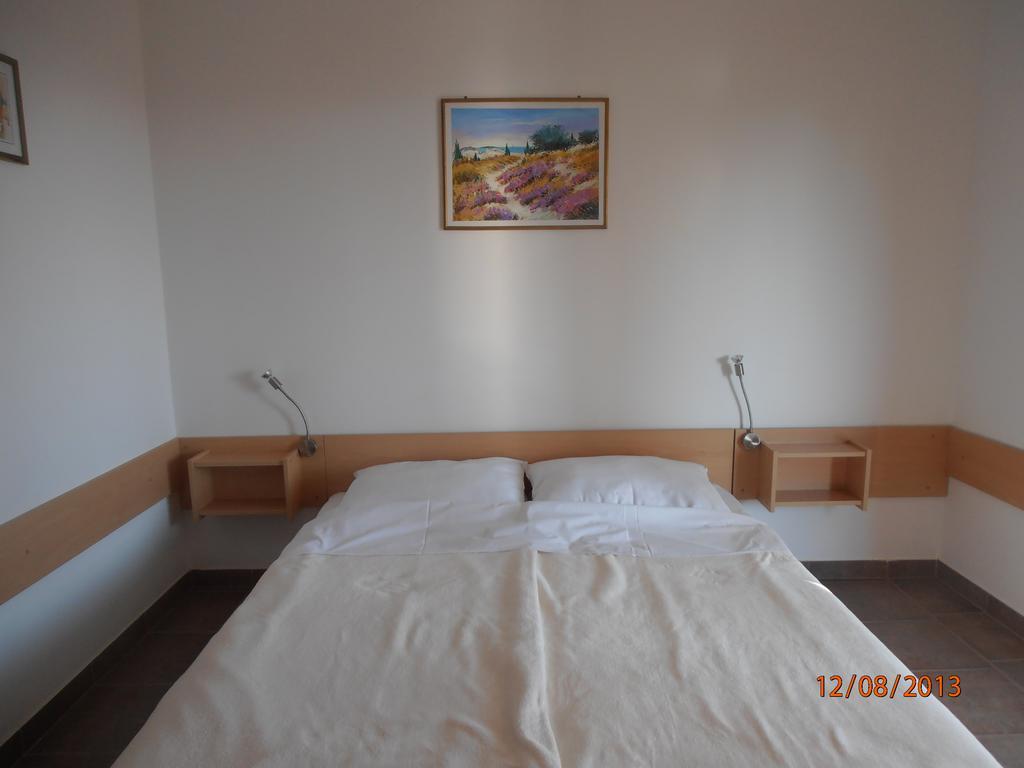 דראגה Apartments Meni חדר תמונה
